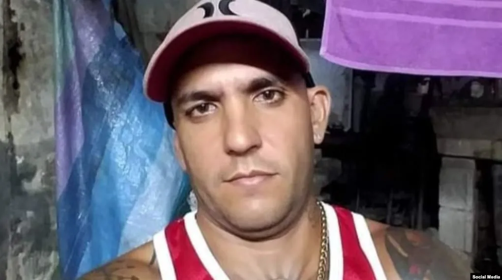 Preso político cubano con dengue, fiebre de 40 y esquizofrenia: su madre denuncia desde Ecuador que no recibe atención en la cárcel más poblada de la isla