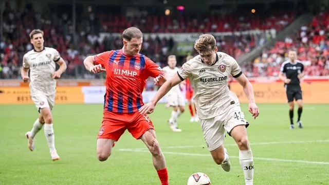 2. Fußball-Bundesliga: Acht-Tore-Spektakel: Heidenheim schießt Dynamo ab