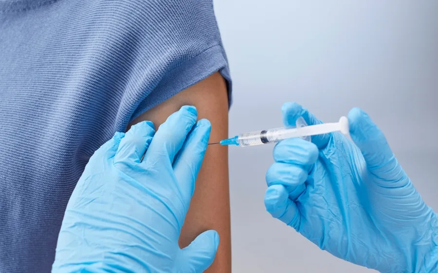 Gripe: Vacinação arranca a 30 de setembro com novas indicações para crianças e doentes de risco