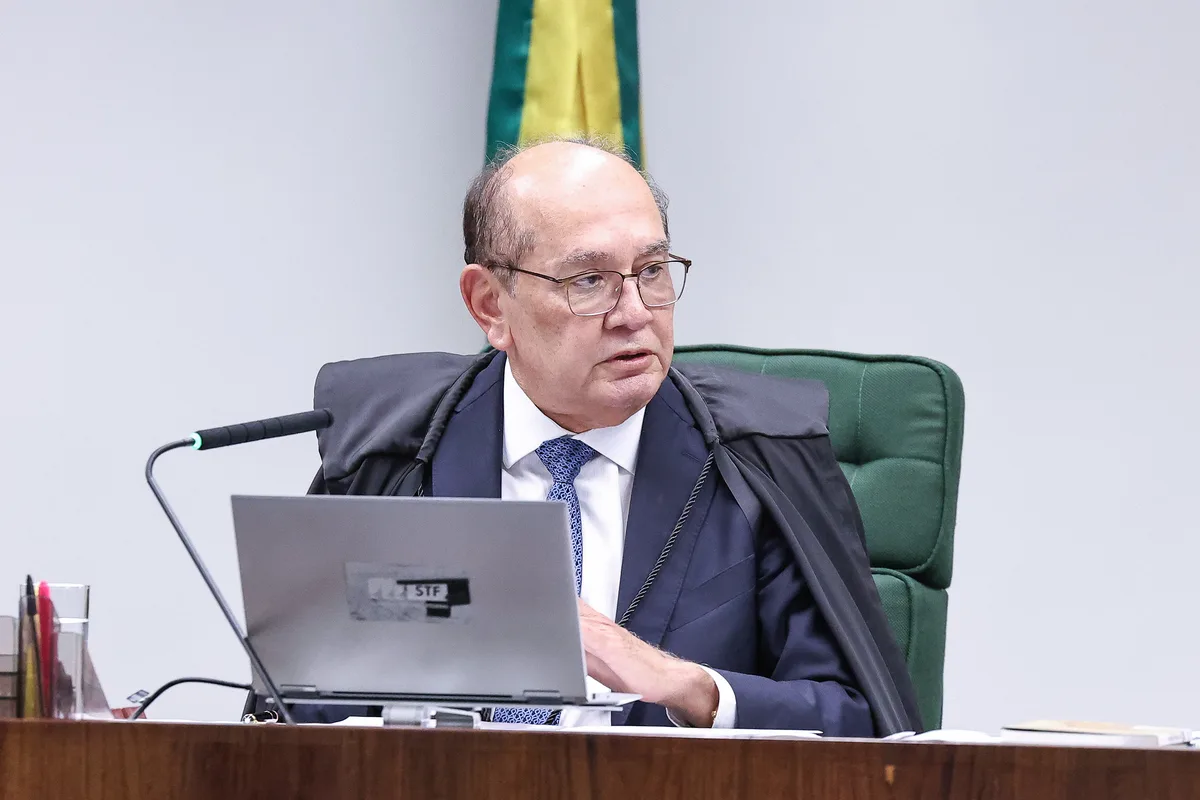 Gilmar sinaliza que sessão extraordinária do STF não termina hoje