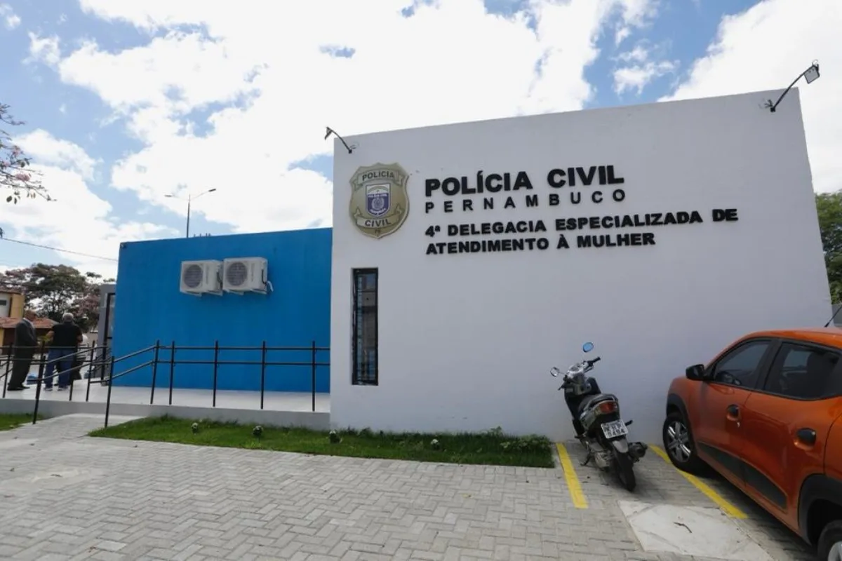 Homem é preso por suspeita de estuprar afilhada de 12 anos em Caruaru
