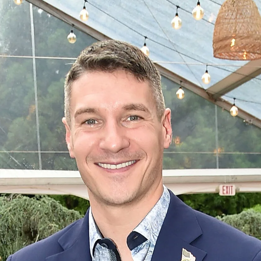 N.Y. Democratic House Candidate Admits to Bondage Photo Shoot