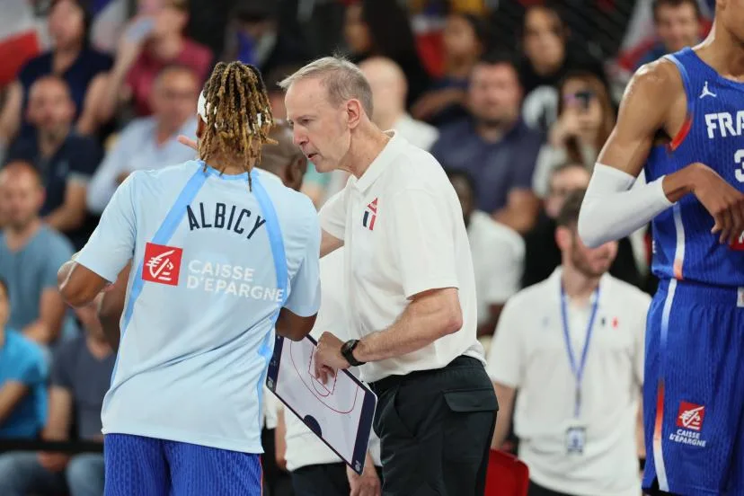 Après ses critiques à l'encontre de Vincent Collet sur la finale des JO, Andrew Albicy calme le jeu : « Super reconnaissant envers lui »