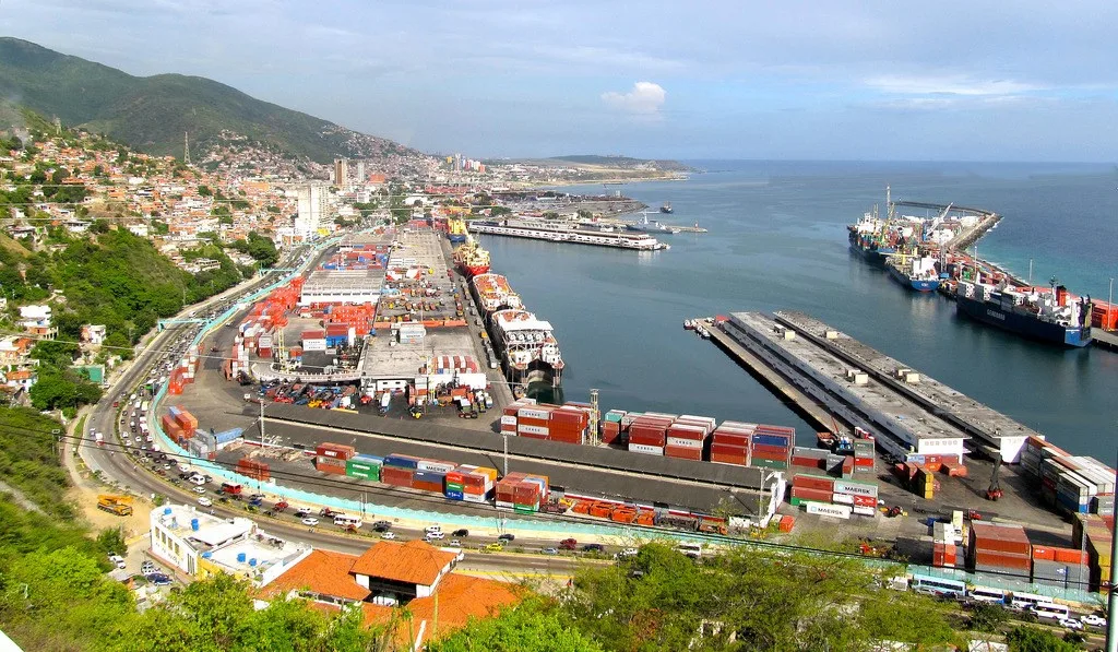 Comerciantes de La Guaira piden exoneración de impuestos e incentivos para reactivar la economía