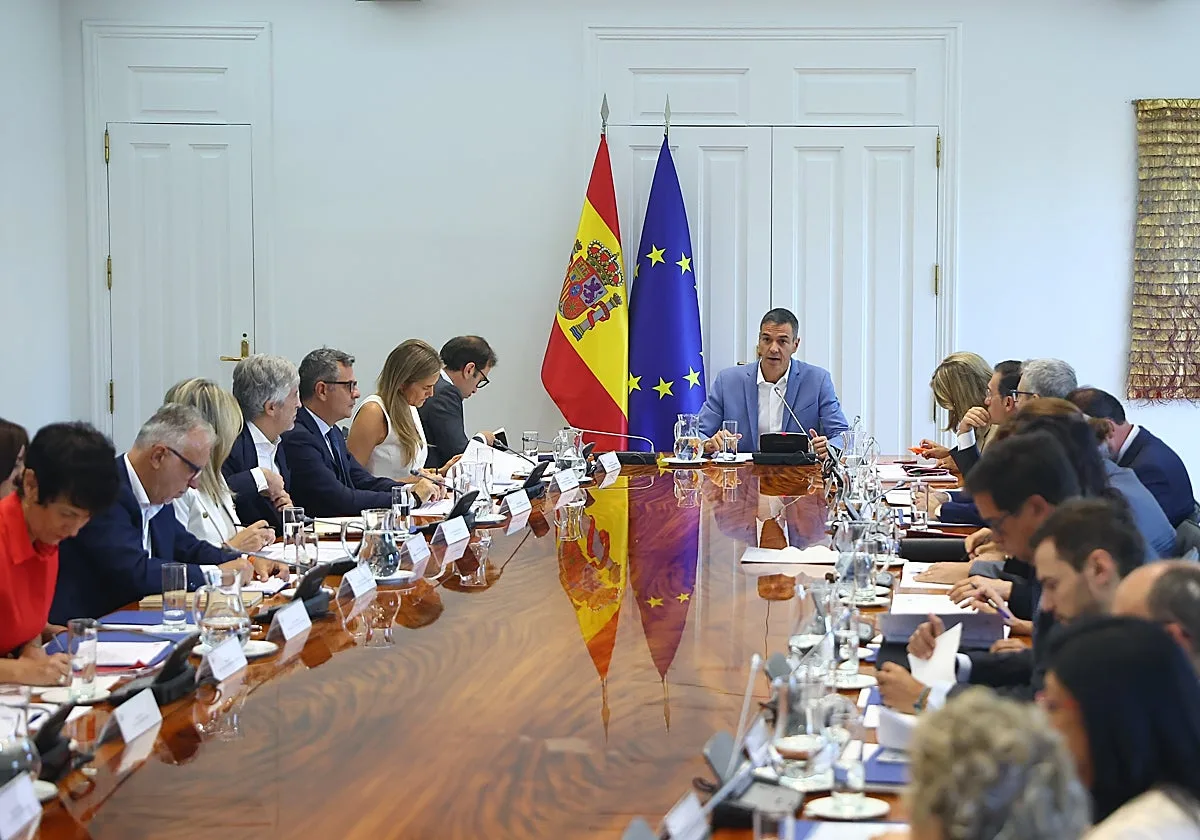 El Gobierno pone trabas a las concentraciones en Madrid y Santander en apoyo a Ceuta