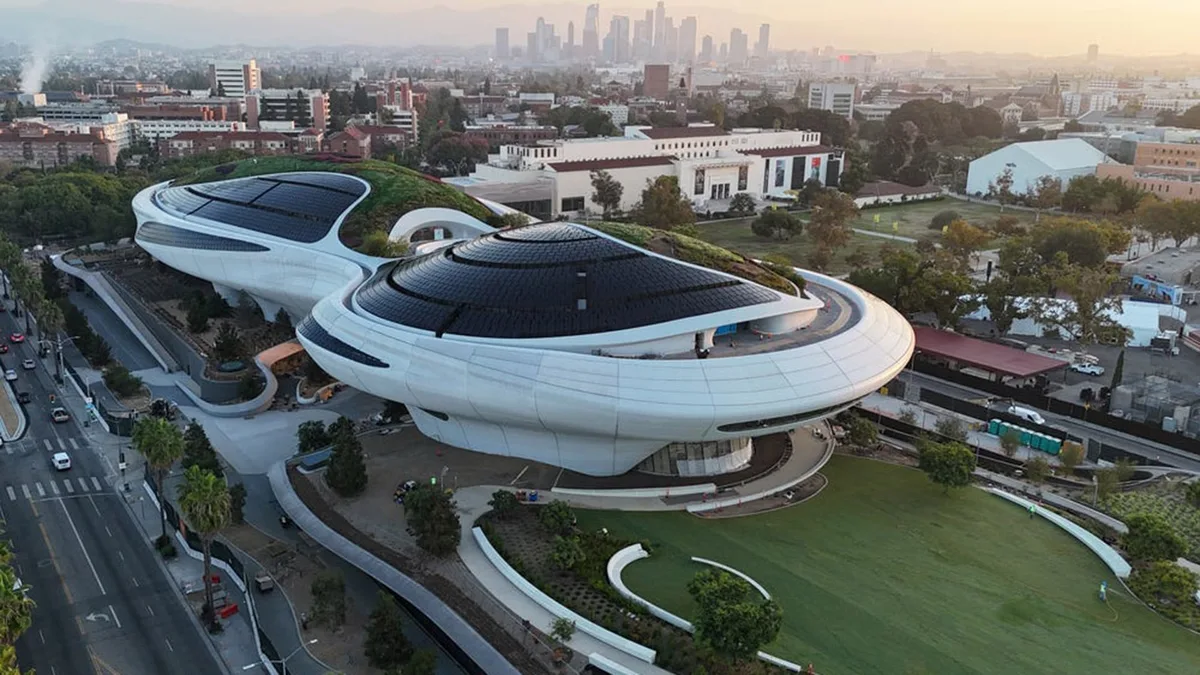 El museo de George Lucas abrirá el 22 de septiembre en Los Ángeles: cómics, fantasía y arte popular más allá de Star Wars