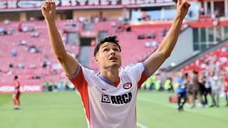 Delantero Vinotinto brilla con su equipo en el fútbol turco