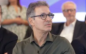 Zema diz que obrigará ‘homens saudáveis com idade de trabalhar’ a aceitar emprego