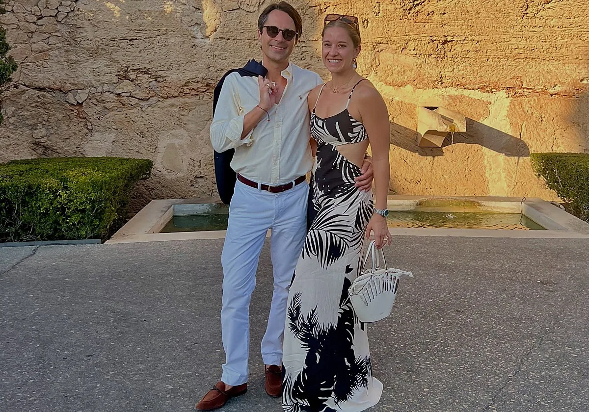 Sophie de Habsburgo-Lorena, bisnieta del último emperador de Austria, se promete en Mallorca durante el eclipse