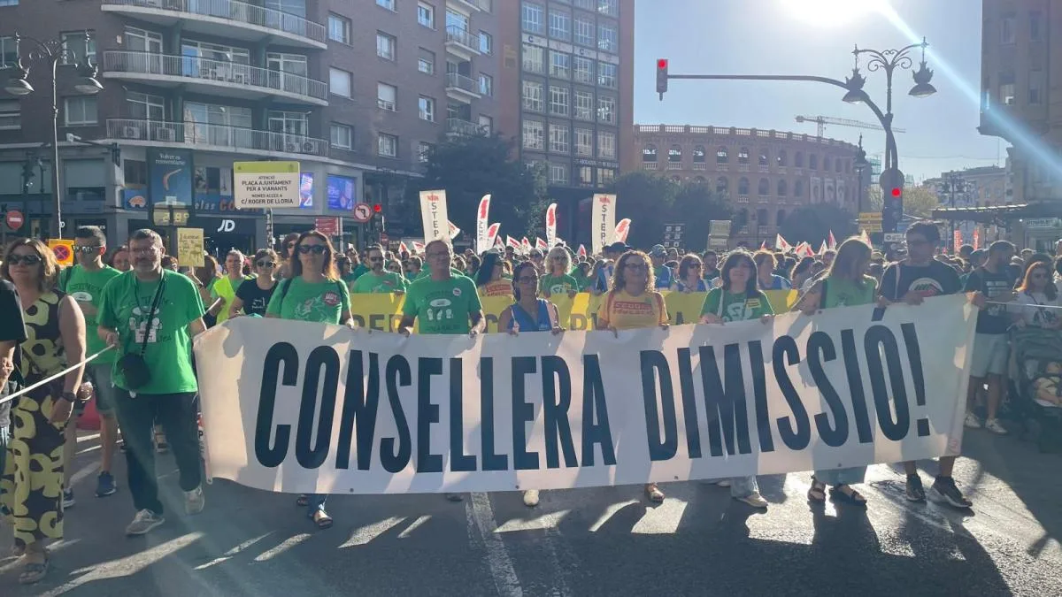 La comunidad educativa valenciana vuelve a salir a la calle tres días después del inicio de curso