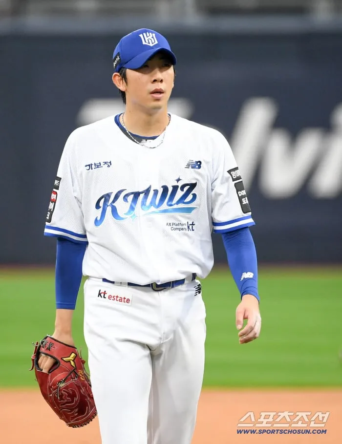'패패패패패패패패패' 한화 또또또 스윕패, 3회까지 7득점하면 뭐하나…'안현민 5타점' KT, 7일만에 1위 탈환 [수원리뷰]