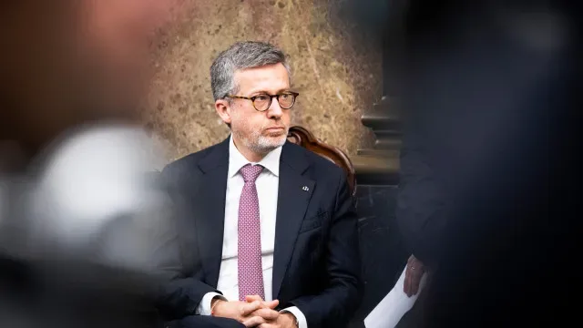 Elevador da Glória: Não se pode "nunca esquecer" as vítimas, diz Moedas