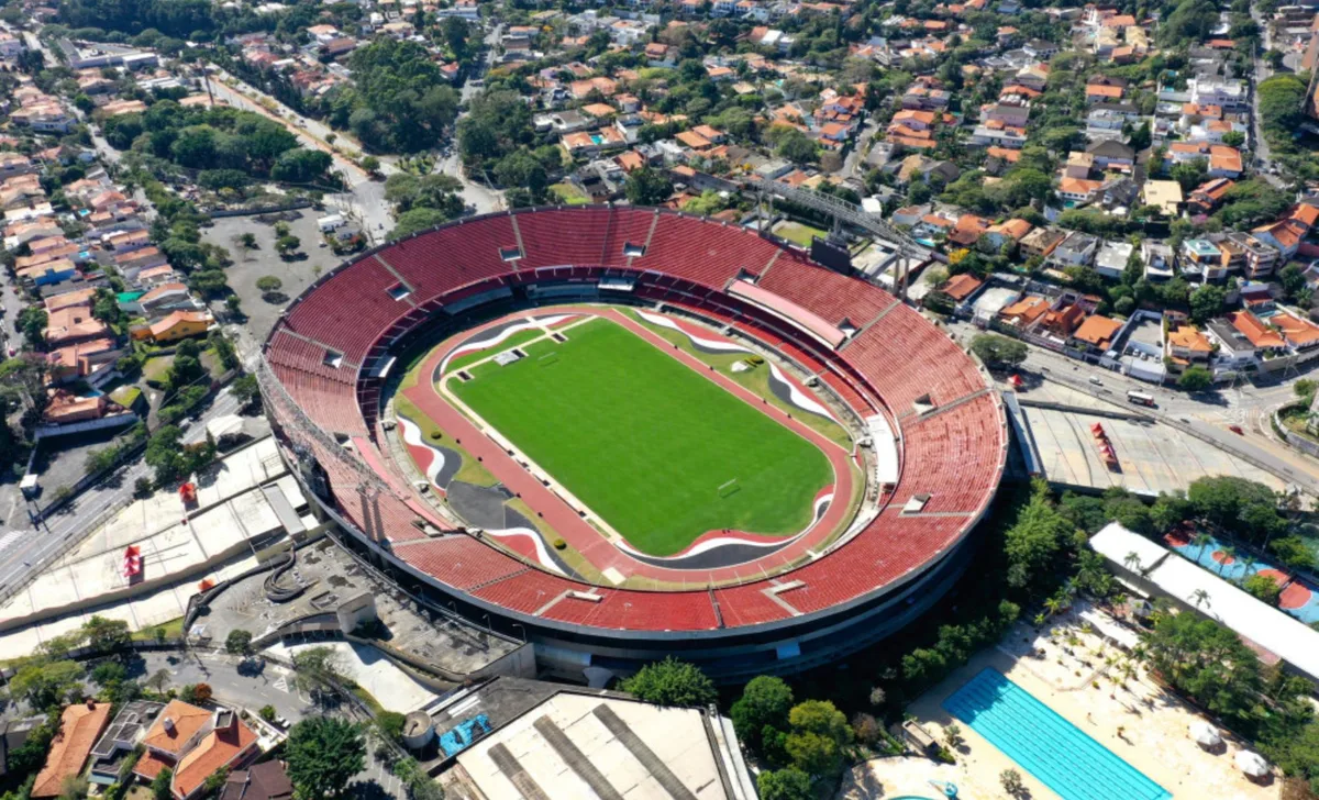 Clube da Série A negocia naming rights de estádio histórico com a BYD