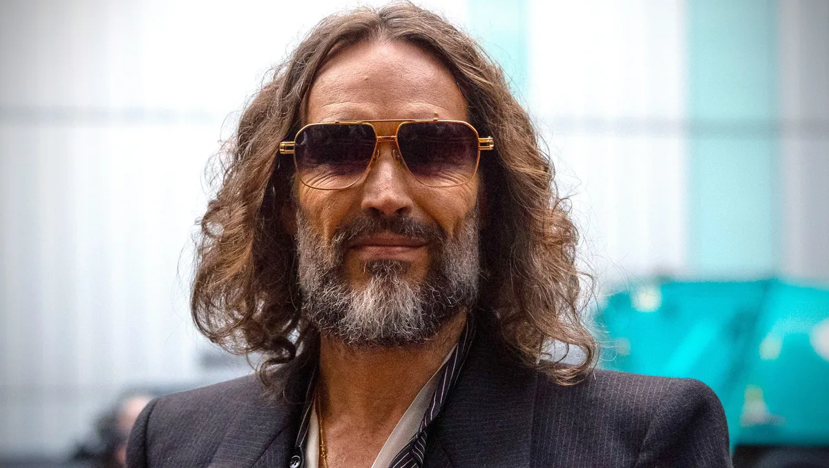 Russell Brand Accuser Argues He Wanted To Assault Her When Trying To Drag Her Into A Toilet: “The Intent Was There”