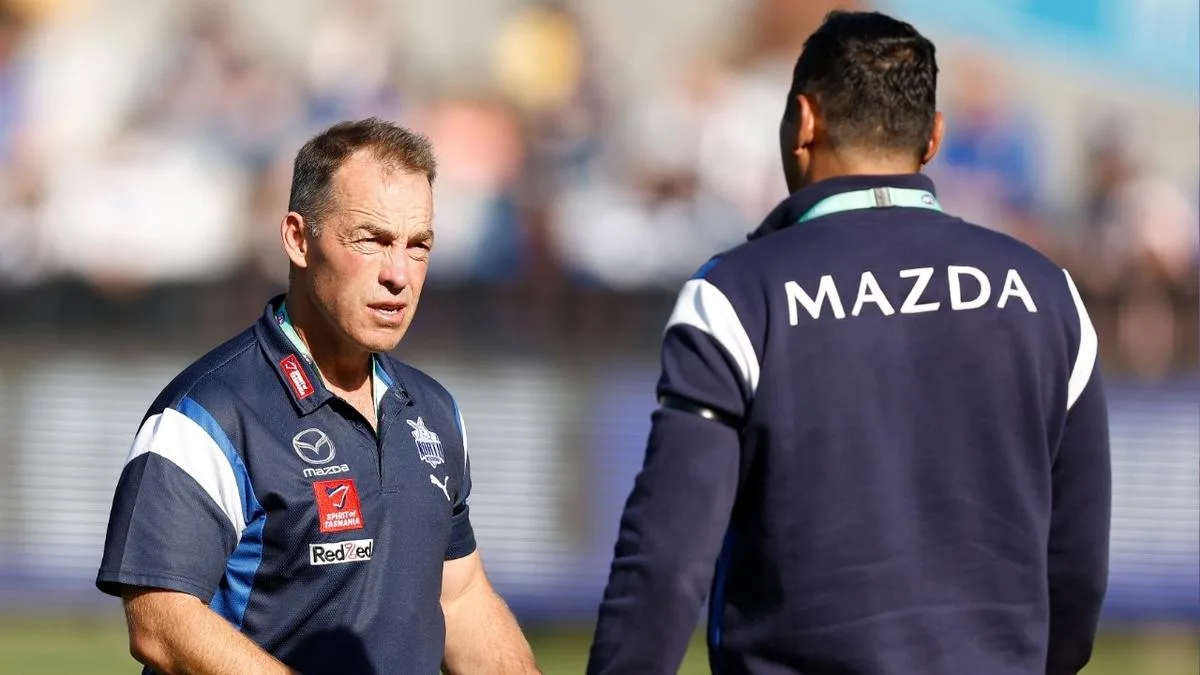 Kangaroos assistant Xavier Clarke emerges as new contender in race to replace sacked coach Alastair Clarkson