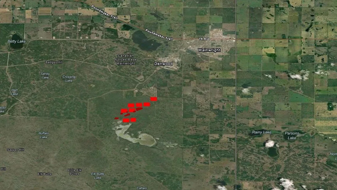 Incêndio em base canadiana causa vários mortos e feridos