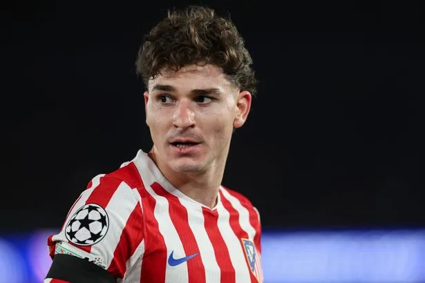 Arsenal news: Late Julian Alvarez transfer twist as deadline day talks emerge