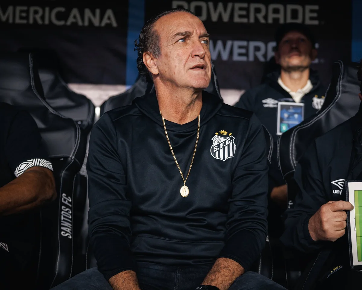 Cuca comemora classificação e exalta defesa do Santos: "Foi perfeita do início ao fim"