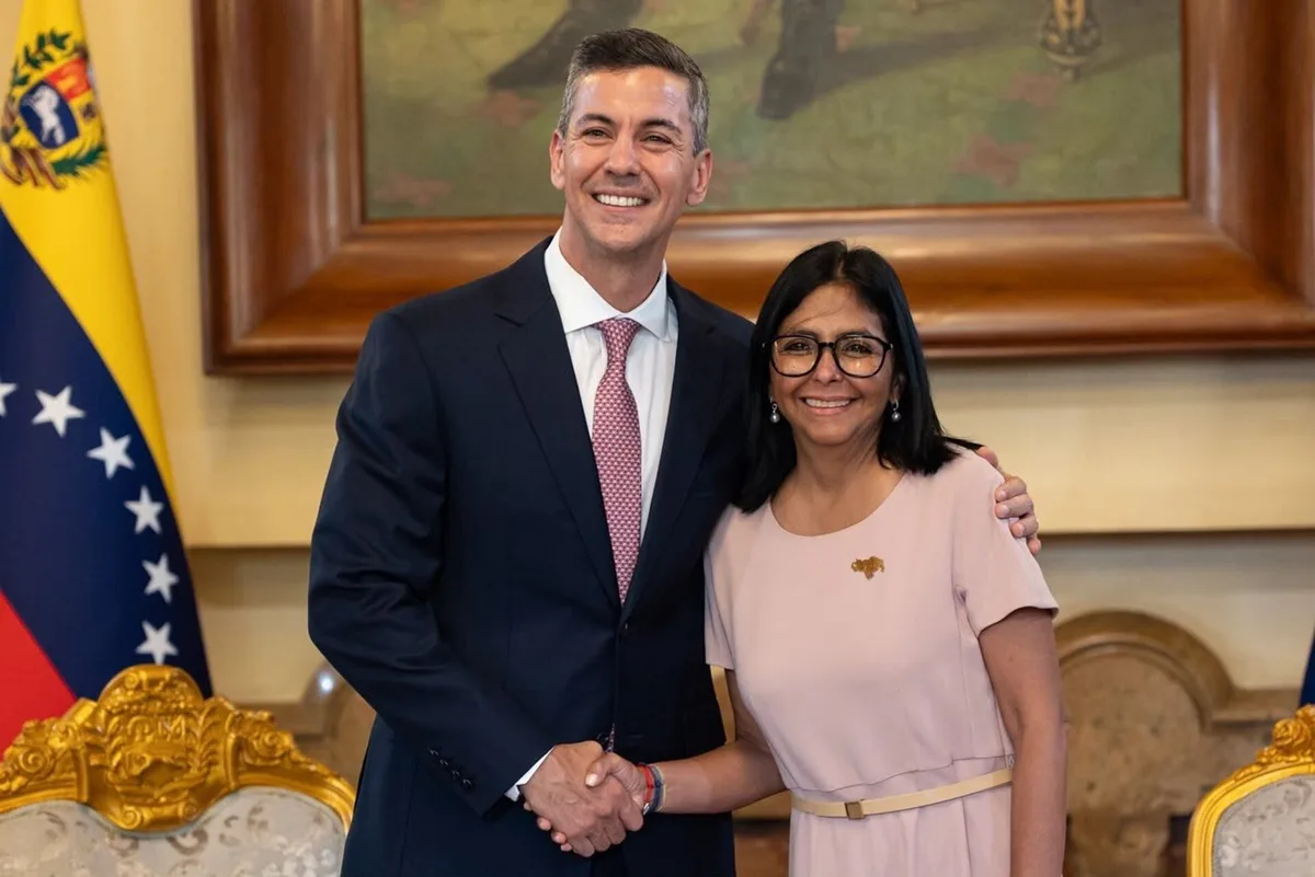 Delcy Rodríguez recibe en Caracas al presidente de Paragua para avanzar en la "normalización" de relaciones