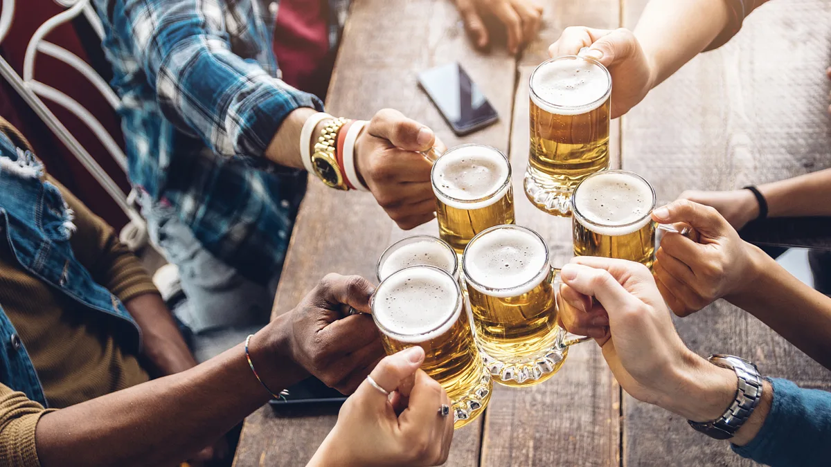 Wasserreinigung: Abfälle des Bierbrauens filtern Bakterien aus dem Wasser