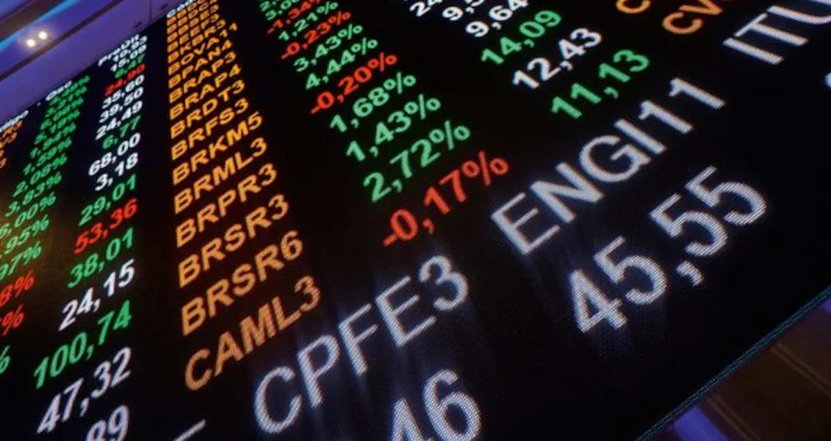 Ibovespa cai pressionado por Petrobras em meio à queda do petróleo