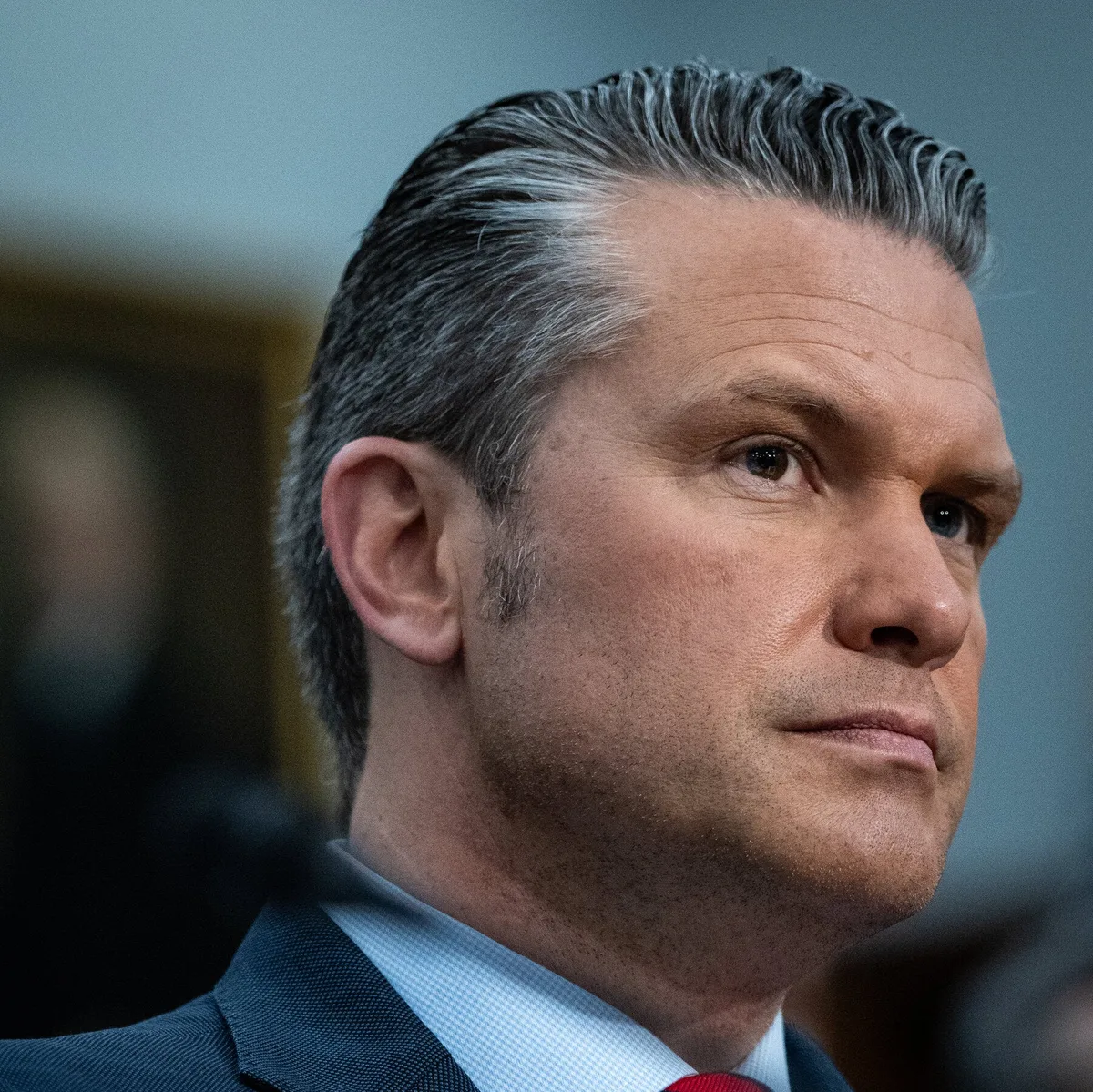 Hegseth Singled Out in Democrats’ Campaign Attacks for War and High Prices
