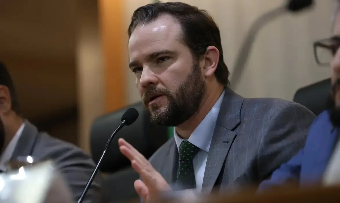 O encontro da Esfera que reunirá ministro de Lula e coordenadora econômica de Flávio