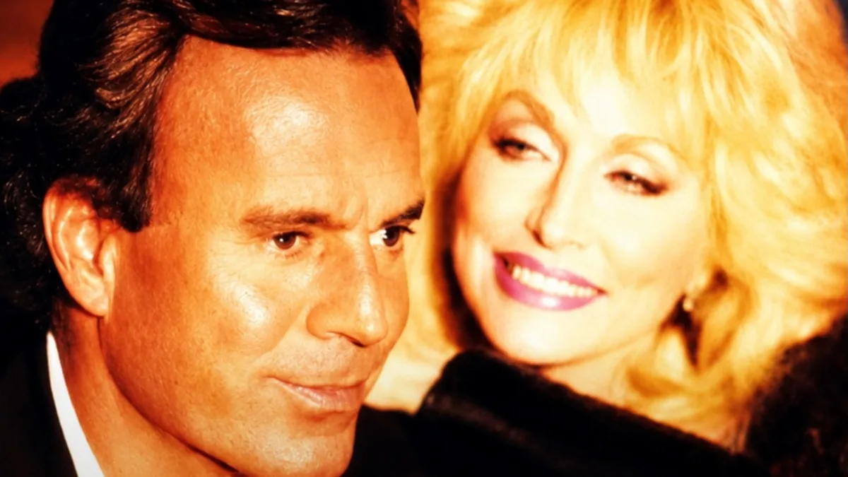 Julio Iglesias despide a Dolly Parton con un recuerdo de hace más de 30 años: "Qué privilegio tan grande tuve"