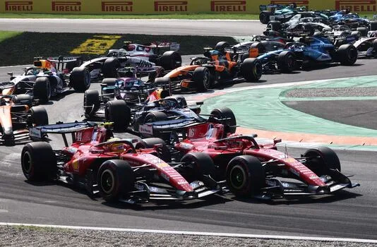 Hamilton calls for ‘rules of engagement’ at Ferrari after Monza clash