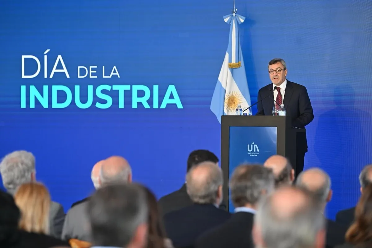 La UIA pidió respeto para quienes producen y reveló su plan para recuperar la actividad