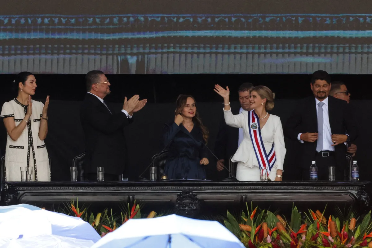 Laura Fernández alcanza 74,7% de apoyo en sus primeros 100 días y encabeza la valoración de figuras políticas