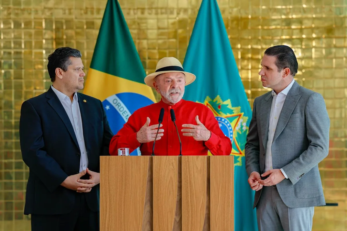 Com ajuda de Motta e Alcolumbre, Lula tenta sair do sufoco do caso Lulinha