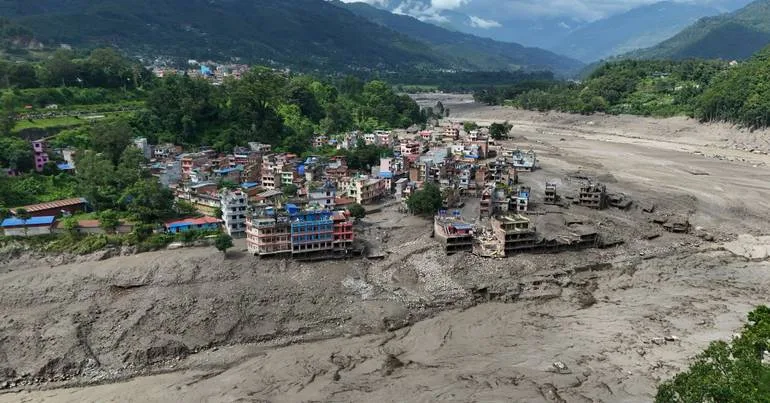 472 mortos devido à enxurrada na fronteira Nepal-Tibete