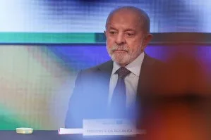 Imprensa internacional vê fim da escala 6×1 como vitória de Lula antes do 2º turno