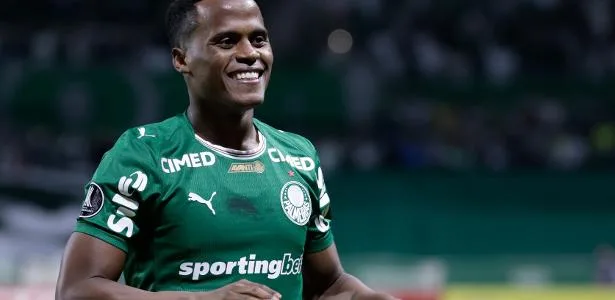 Arias, Barboza e Piquerez treinam e podem ser novidades contra o Santos