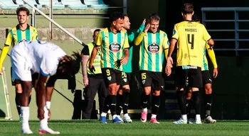 Alverca afastado pelo Tondela com golos no prolongamento