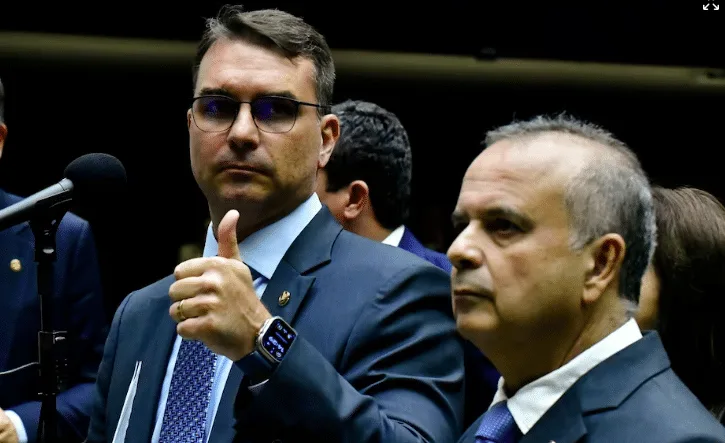 Bolsonaristas preparam manobra para barrar fim da escala 6×1 no Senado
