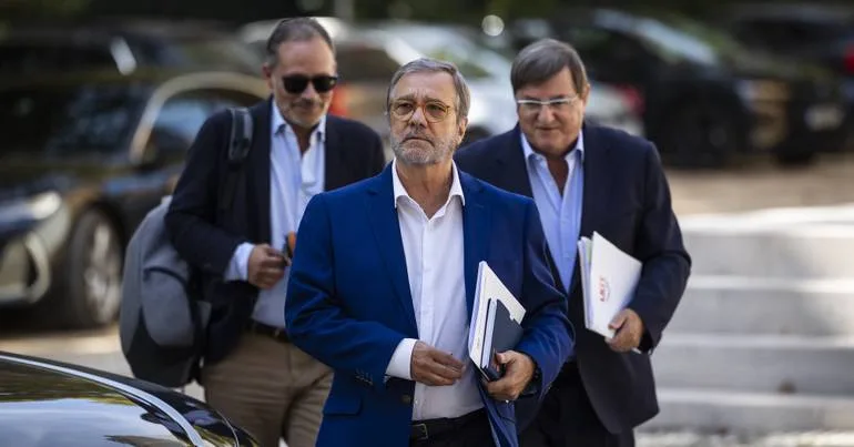 Com OE à vista, salário mínimo divide sindicatos e patrões
