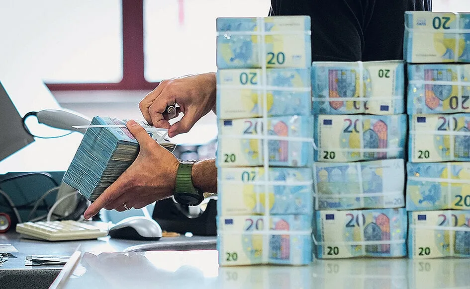 Governo reforça em 100 milhões garantia pública para crédito à habitação a jovens