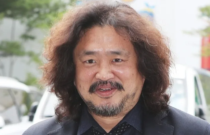 "김어준 겸공 쏟아진 슈퍼챗, 민주당TV 향한 반감?"