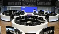Ouro fecha em alta com perspectivas sobre dados econômicos dos EUA