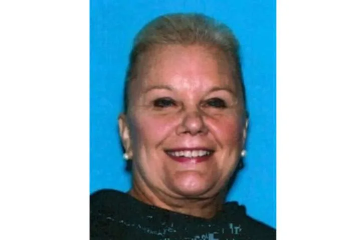 FBI offers $150K reward for arrest of 75-year-old woman wanted in $30M scam