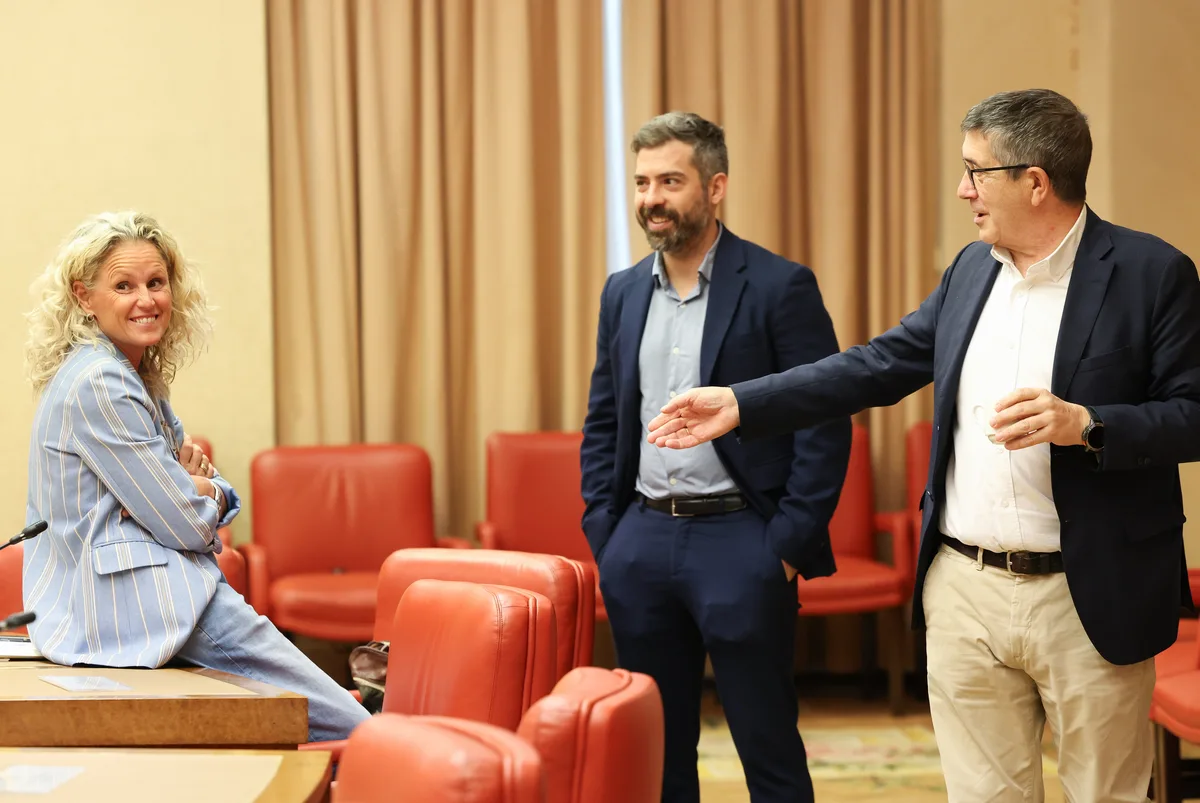 La caída de Montse Mínguez por los "30 pisos" obliga al PSOE a redefinirse en el Comité Federal del 29-N