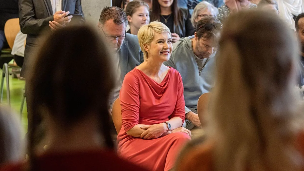 Schulbeginn: Schwesig gratuliert Kindern zum Schulstart