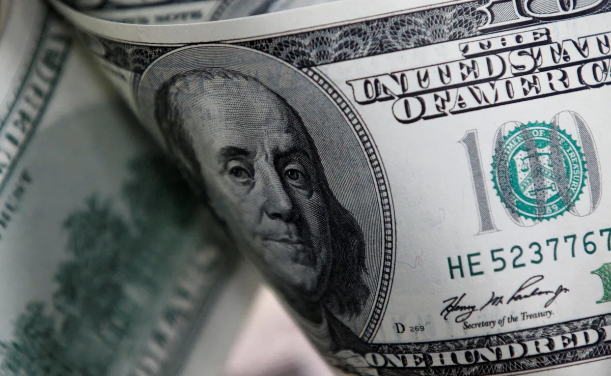 Ibovespa sobe pela 8ª vez seguida e acumula alta de 2,7% na semana, apesar de fala do chefe do Fed