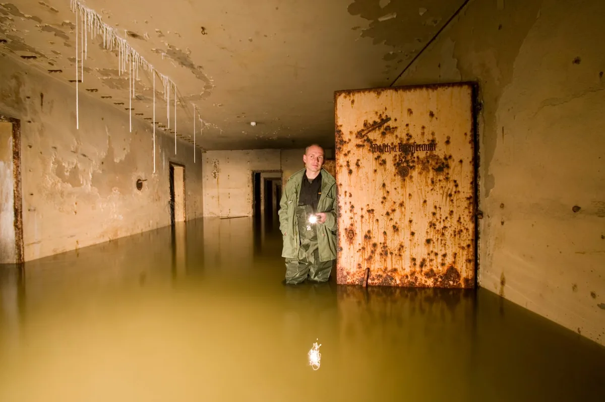 Plan to build apartments over a Nazi bunker reignites debate in Berlin