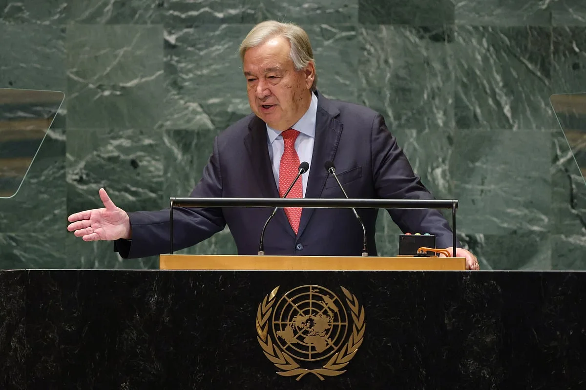 António Guterres alertou que o apoio às energias fósseis é suicídio