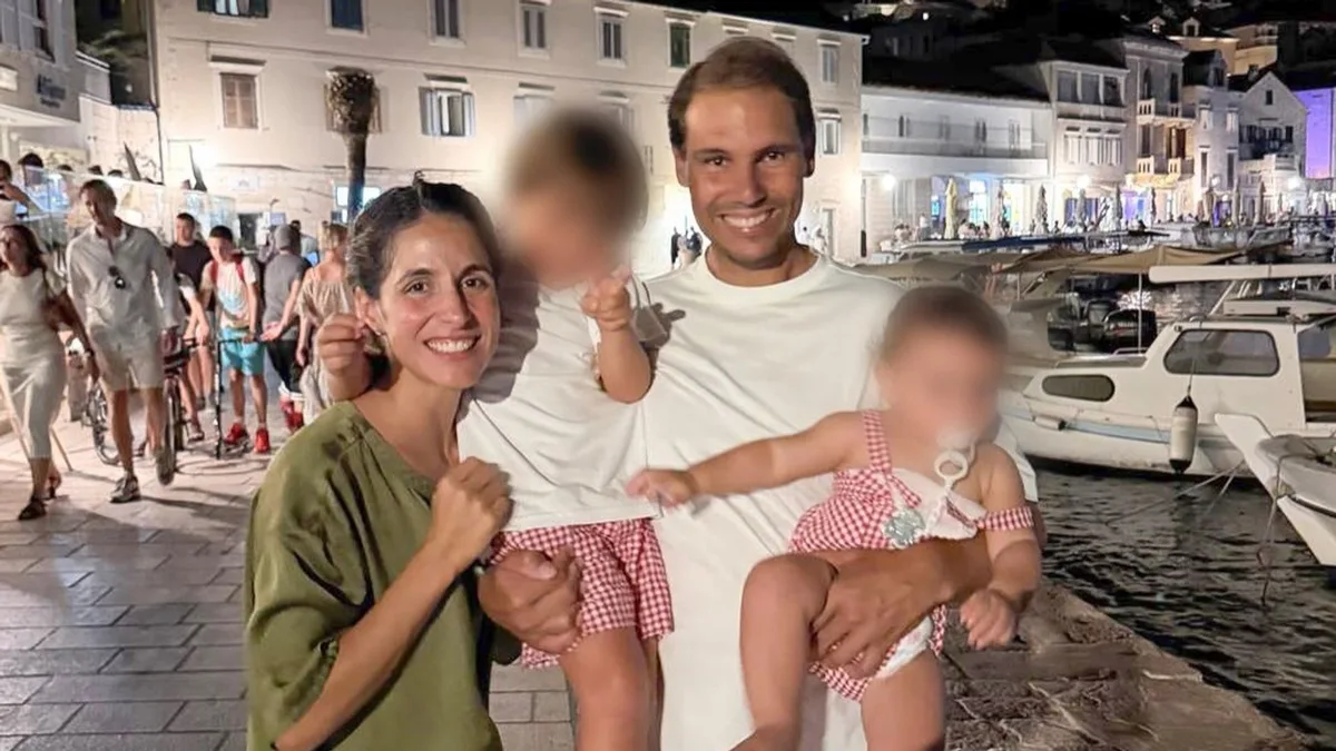 Las fotos del verano de Rafa Nadal y Mery Perelló con sus hijos, Rafael y Miquel, que conquistan a todos