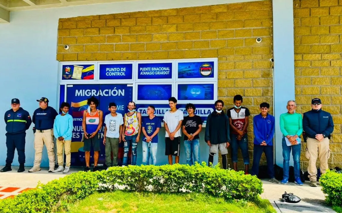 Migración Colombia expulsó a 11 extranjeros al borde de la frontera con Venezuela