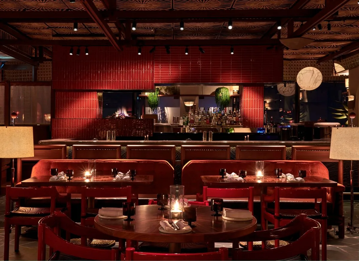 Decimo review: This elevator to Mexico is an up and down affair